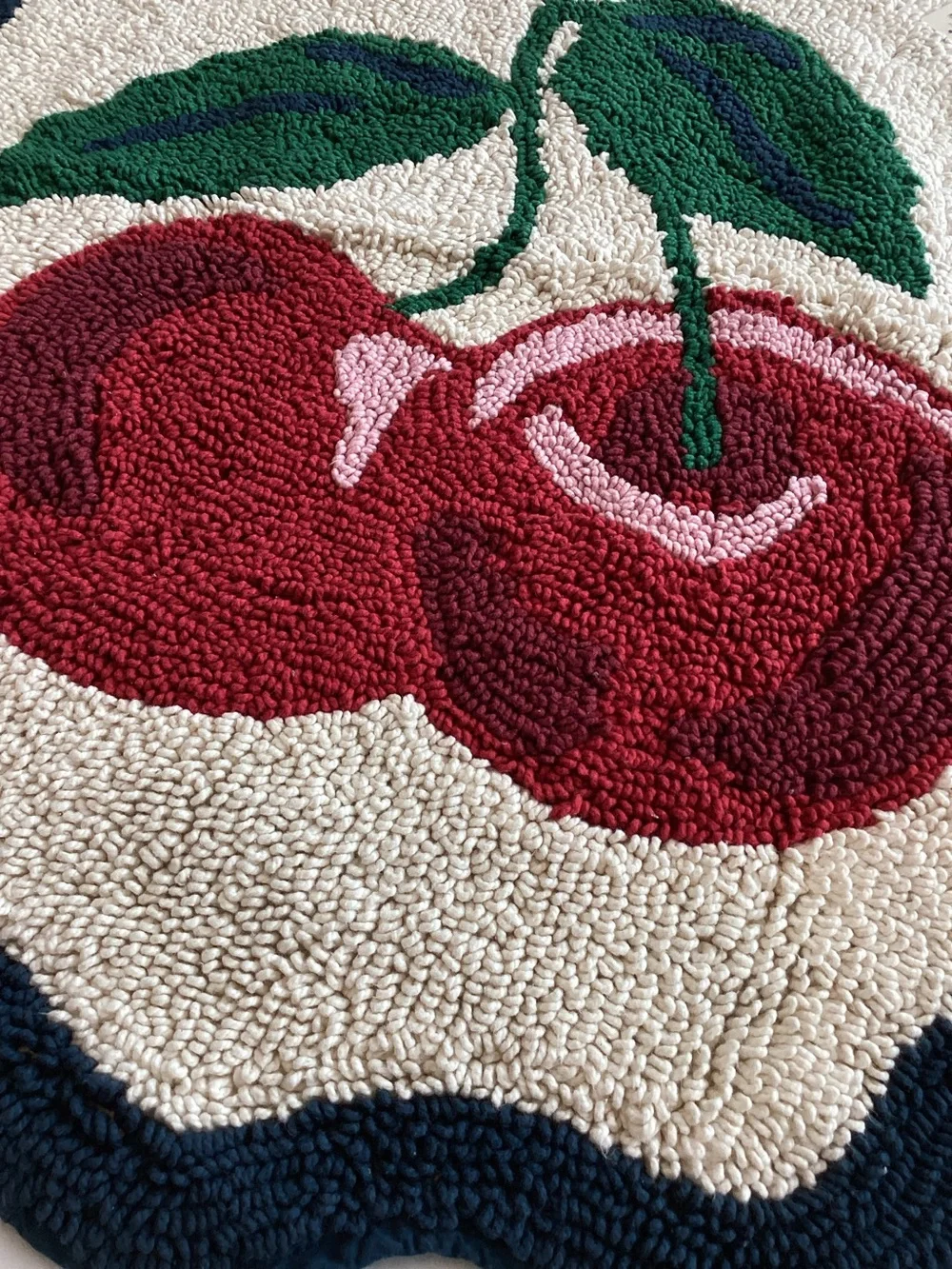 Anthropologie Tufted Cotton Bath Mat Scalloped Edge New Cherry Red Fruit Rug